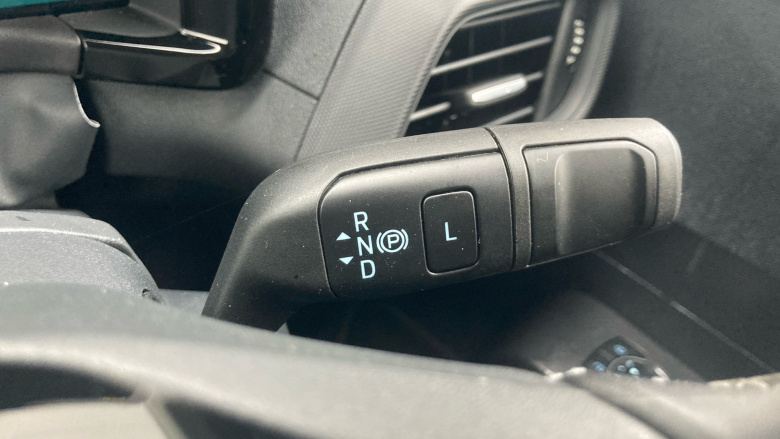 Ford Transit Courier E-Transit Courier 100kW 43kWh Limited Van Auto